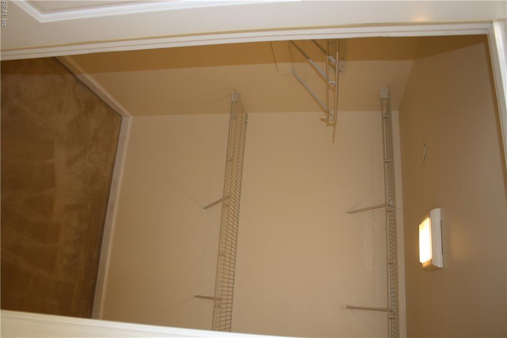 7505 River Rd Property Photo 25