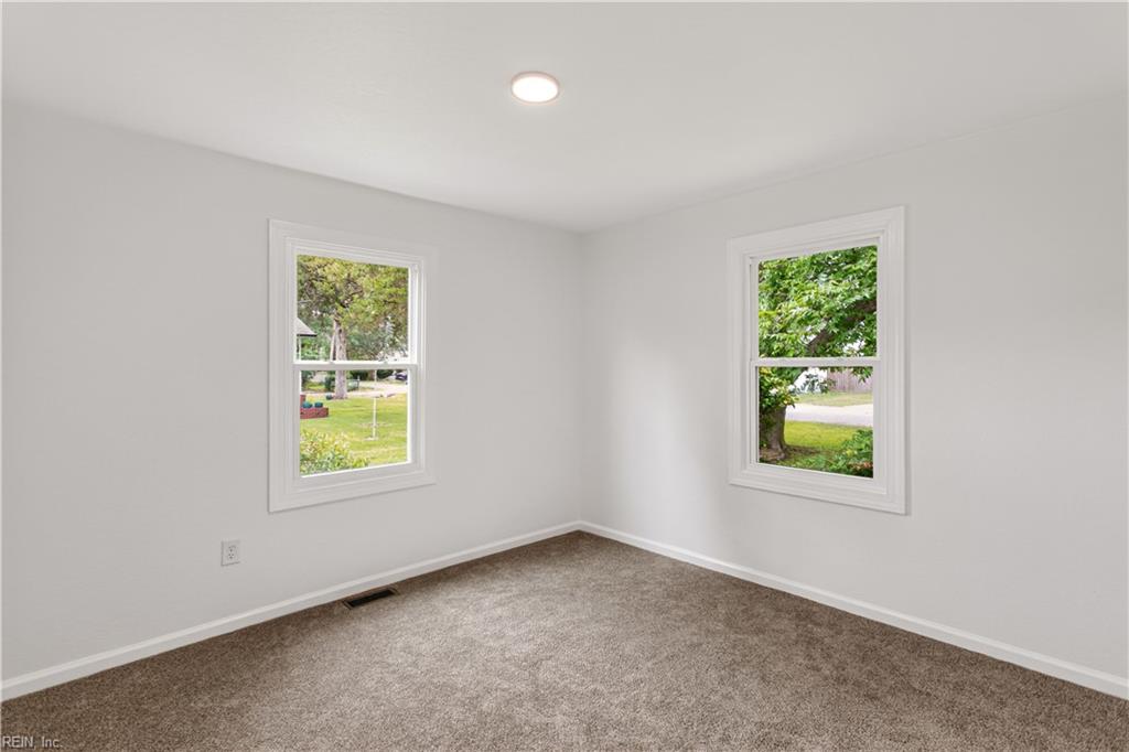 4 May St Property Photo 16