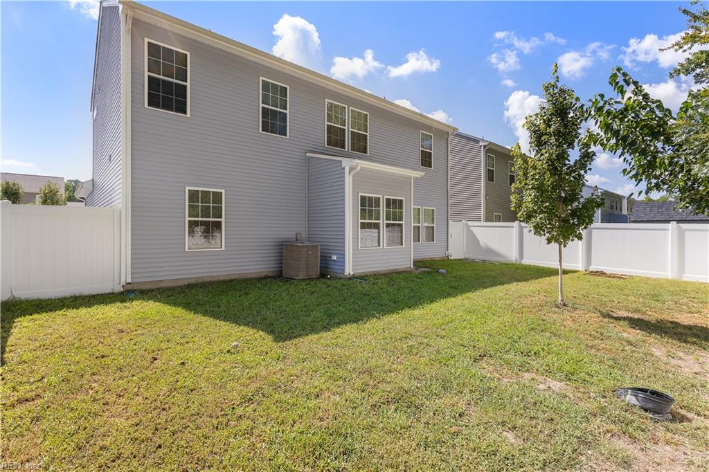 121 American Way Property Photo 18