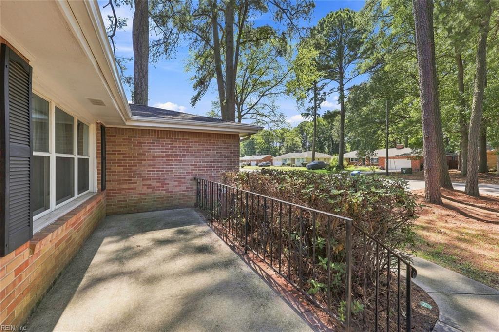 1041 Dulcie Ave Property Photo 4