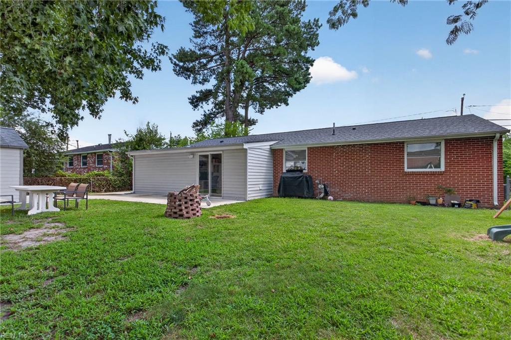 1919 Seward Dr Property Photo 23