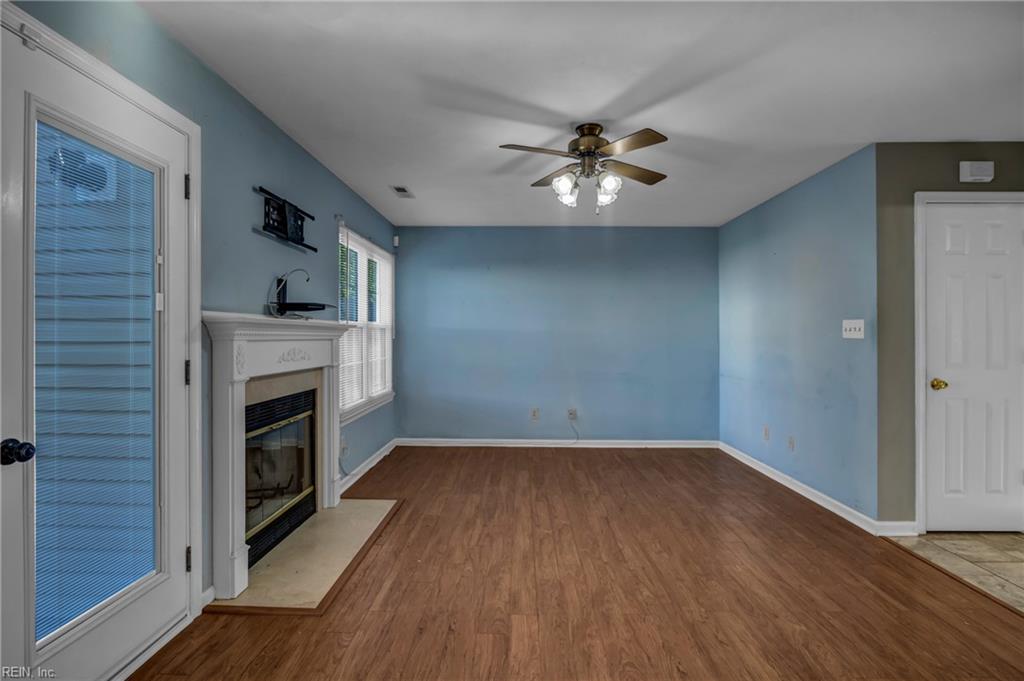 1825 Maple Shade Ct Property Photo 5