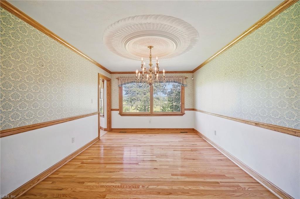 5853 Bernhowe Manor Ln Property Photo 5