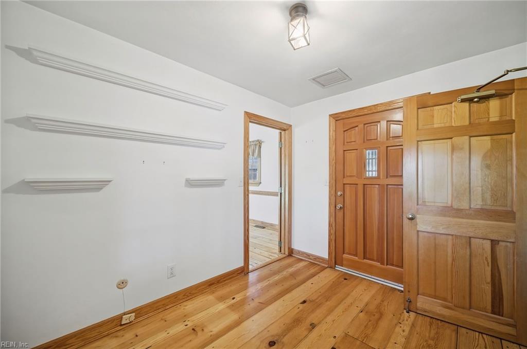 5853 Bernhowe Manor Ln Property Photo 32