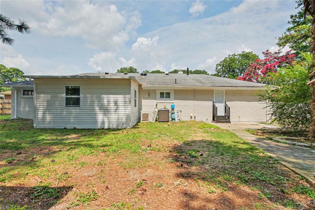 5201 Carolanne Dr Property Photo 28