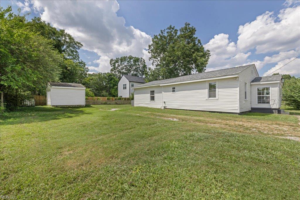 427 Linden Ave Property Photo 32
