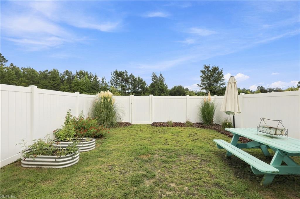 125 Moyock Landing Dr Property Photo 40