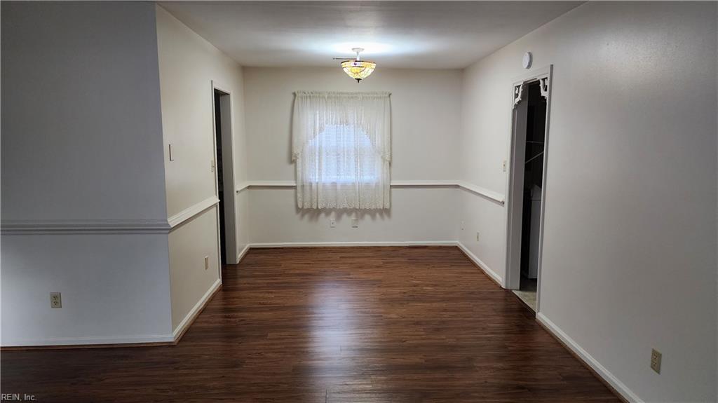 809 Burton St Property Photo 3