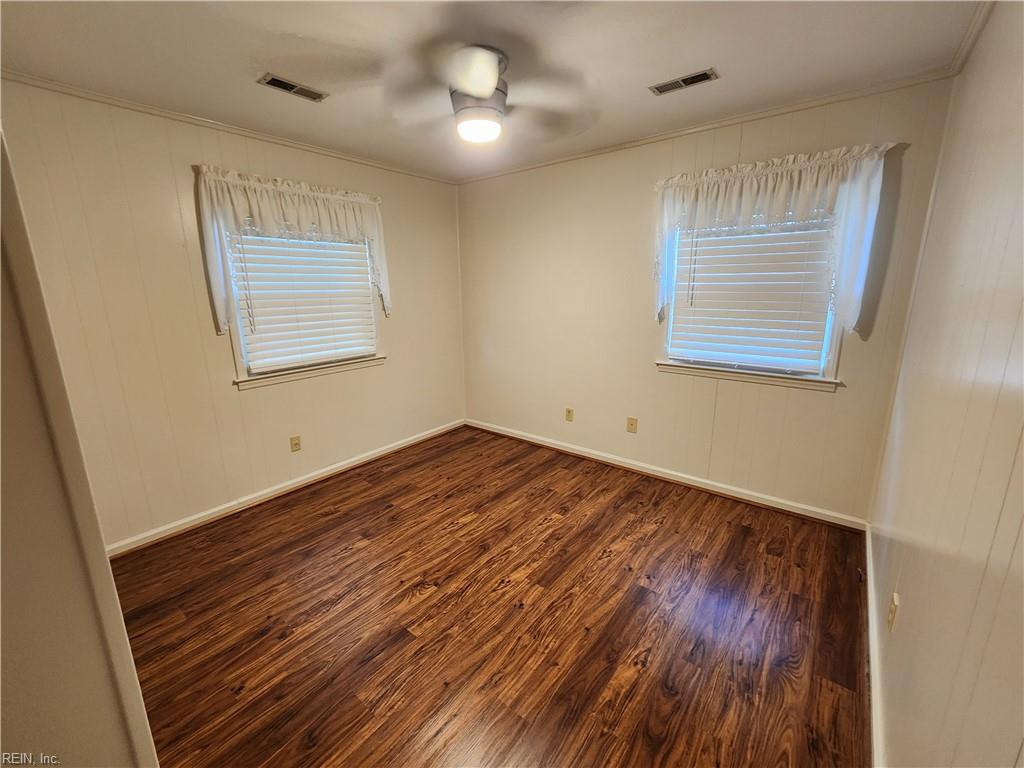 809 Burton St Property Photo 18