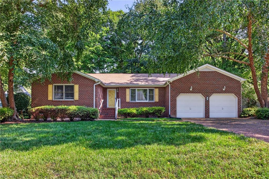 150 Wellington Cir Property Photo 1
