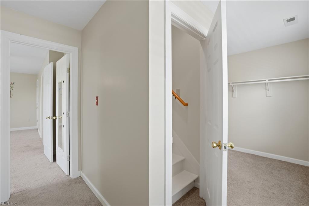 405 Pinewell Dr Property Photo 27