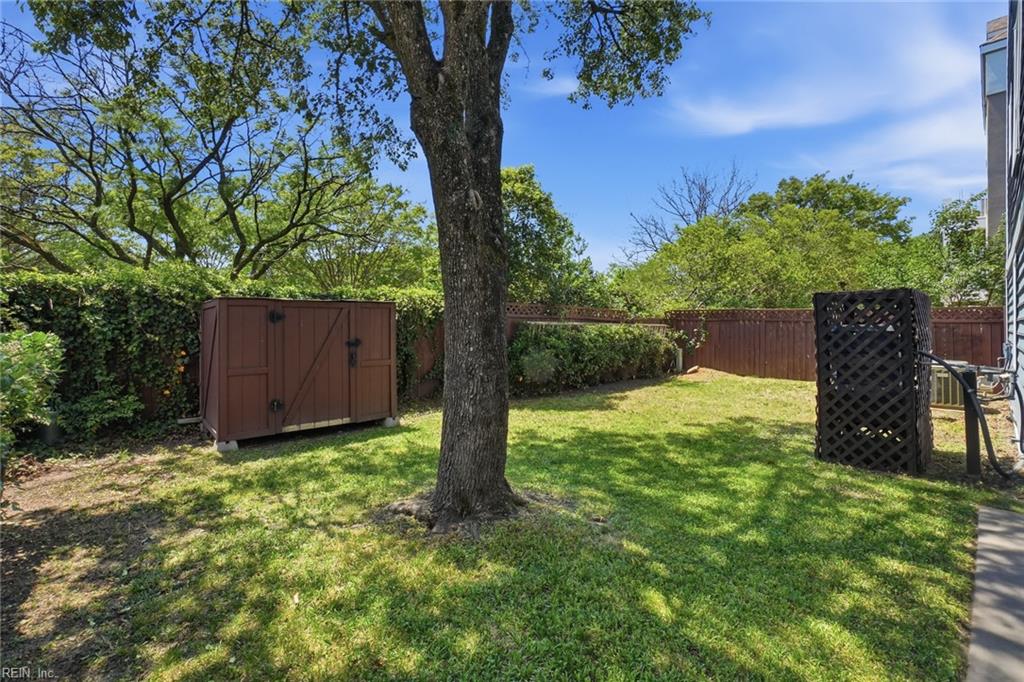 405 Pinewell Dr Property Photo 40
