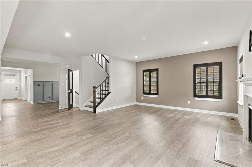 9541 Viburnum Dr Property Photo 8