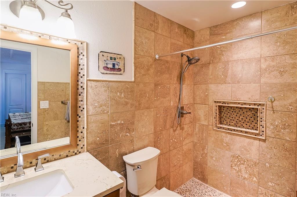 320 Esplanade Pl Property Photo 15