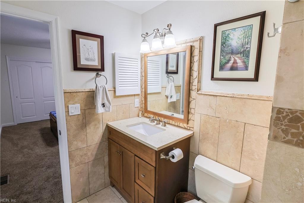 320 Esplanade Pl Property Photo 20