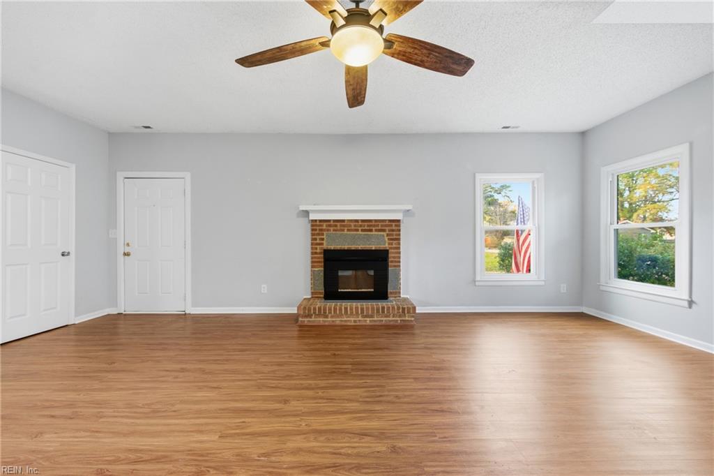 2218 Vicker Ave Property Photo 6