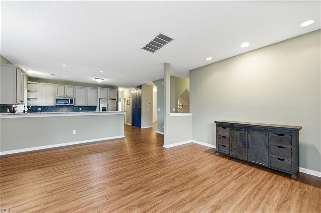 2218 Vicker Ave Property Photo 10