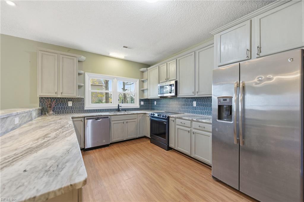 2218 Vicker Ave Property Photo 12