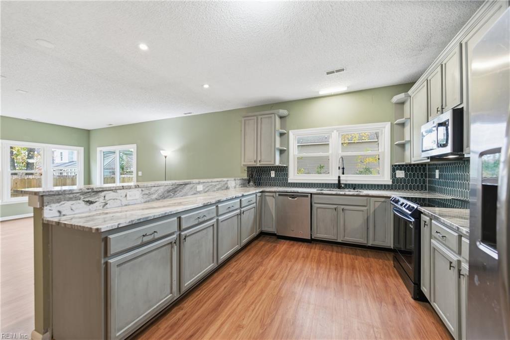 2218 Vicker Ave Property Photo 13