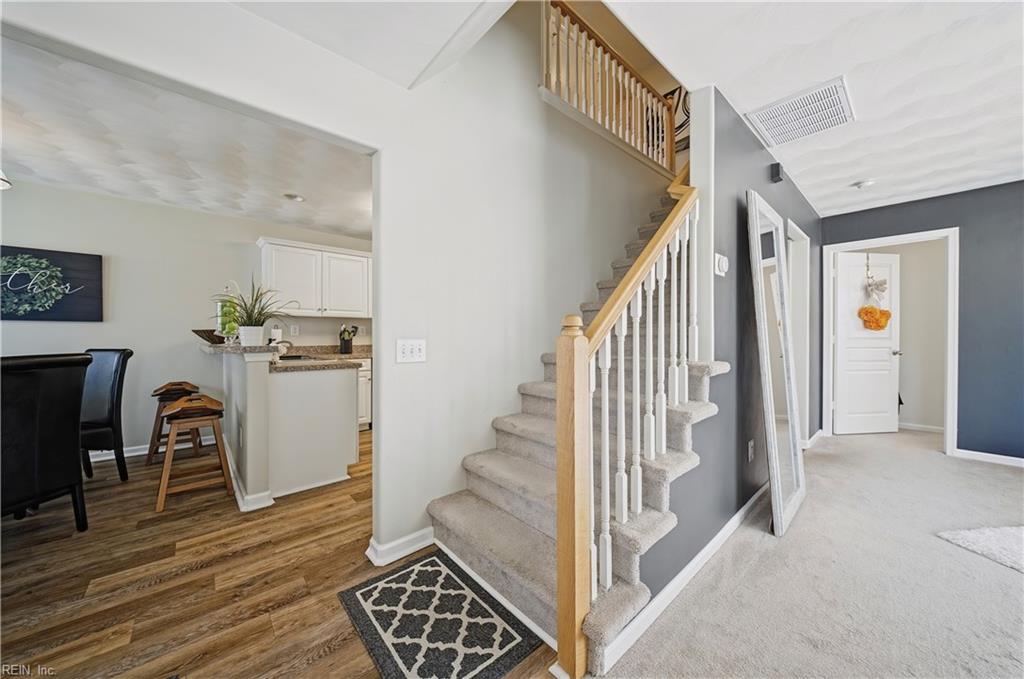 6741 Hampton Roads Pw Property Photo 2