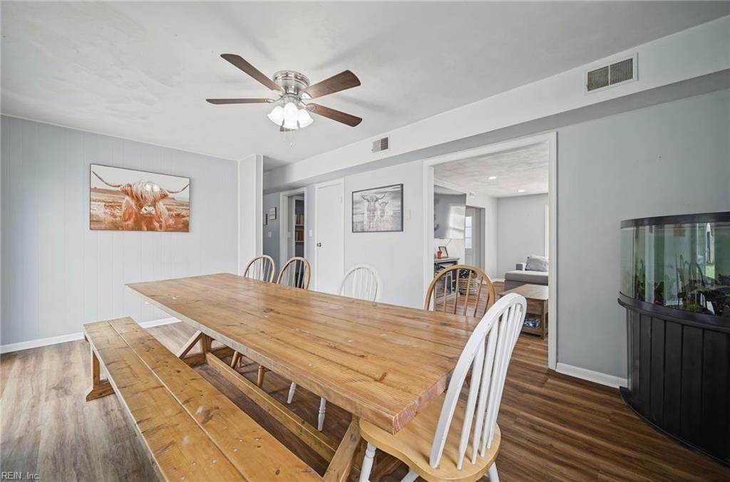 4494 Paddock Ln Property Photo 12