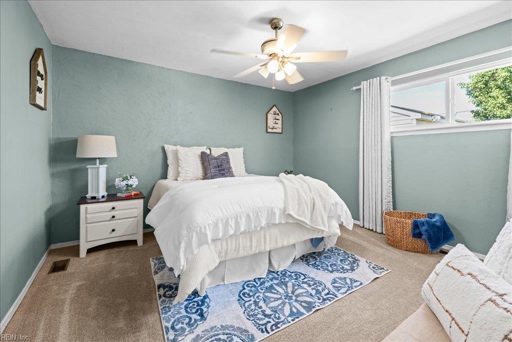 605 Aragona Blvd Property Photo 4
