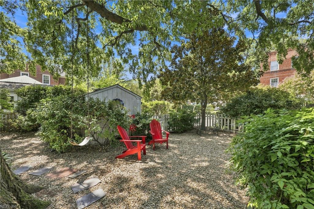 935 Shirley Ave Property Photo 44