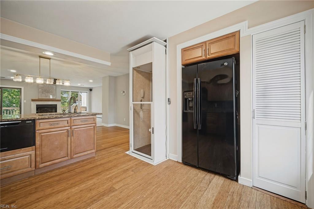 4 Sandie Point Ln Property Photo 5