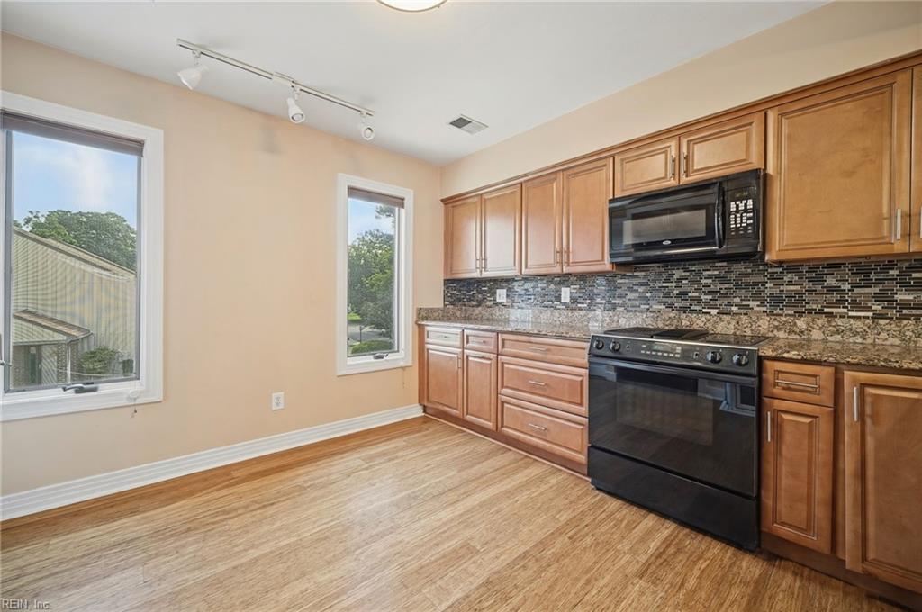4 Sandie Point Ln Property Photo 8