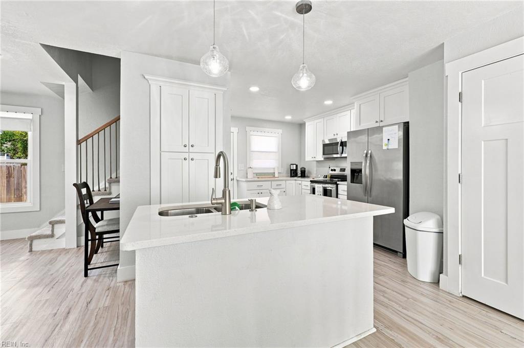 1103 Cypress Ave Property Photo 4