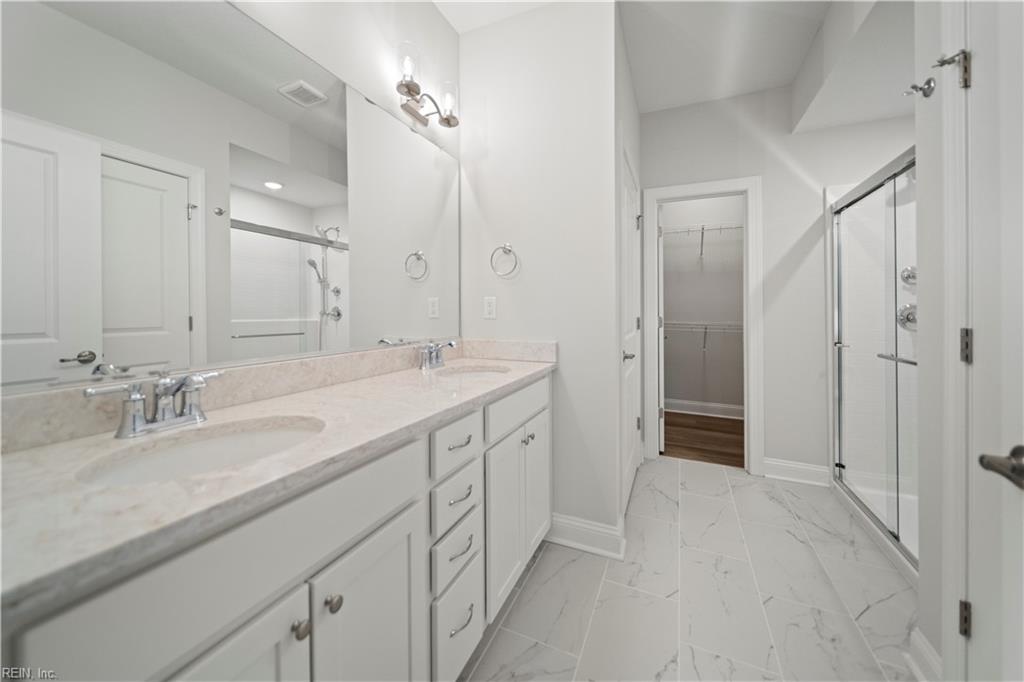 4613 Longleaf Pl Property Photo 22