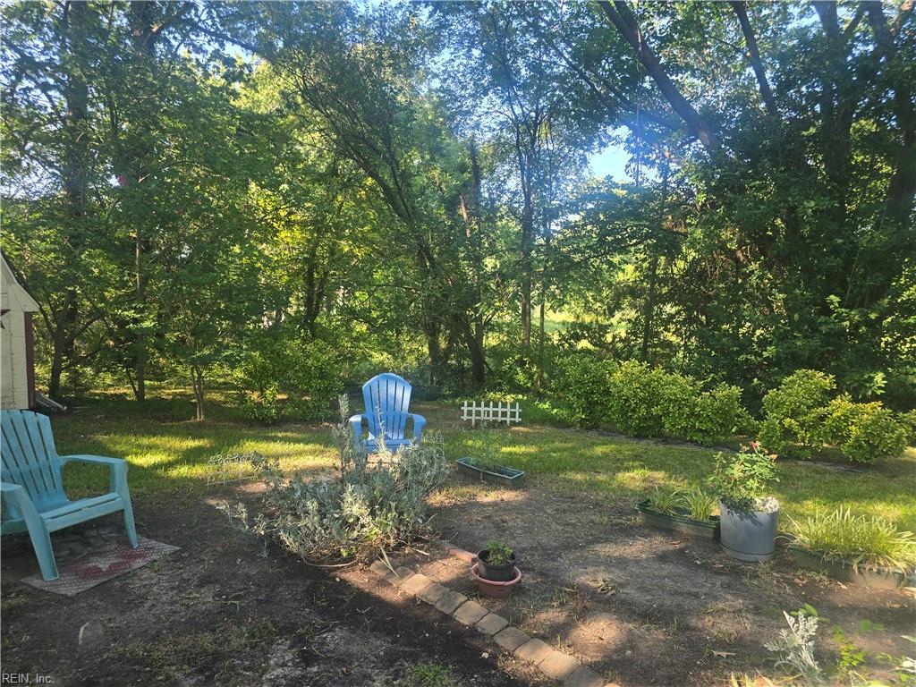 5036 Lesselle Dr Property Photo 10