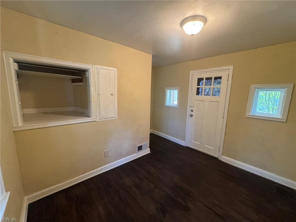 5036 Lesselle Dr Property Photo 17