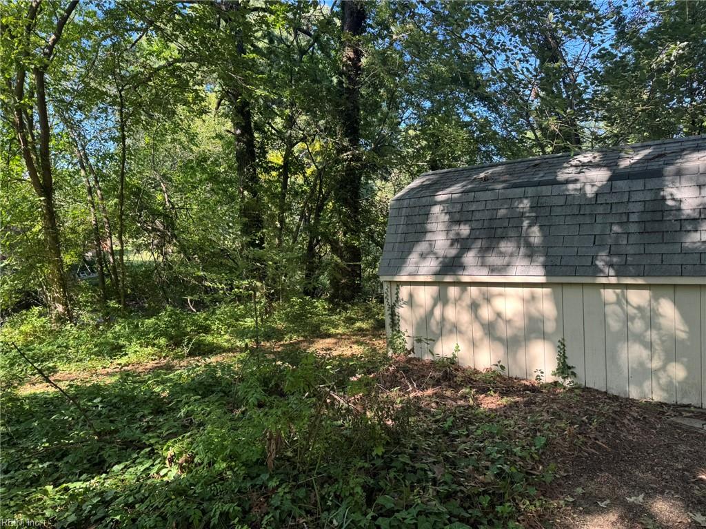 5036 Lesselle Dr Property Photo 23