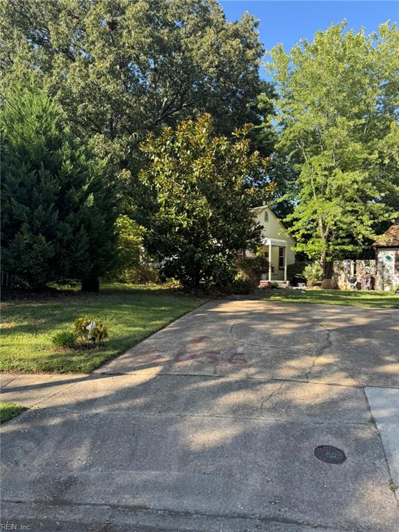 5036 Lesselle Dr Property Photo 28