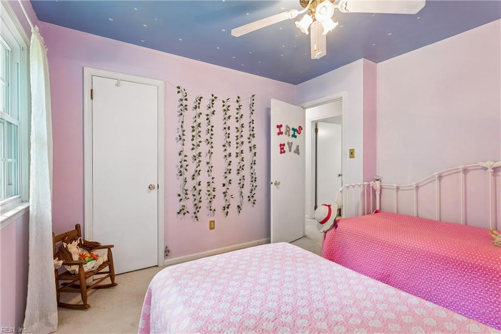 109 Nevada Cir Property Photo 30