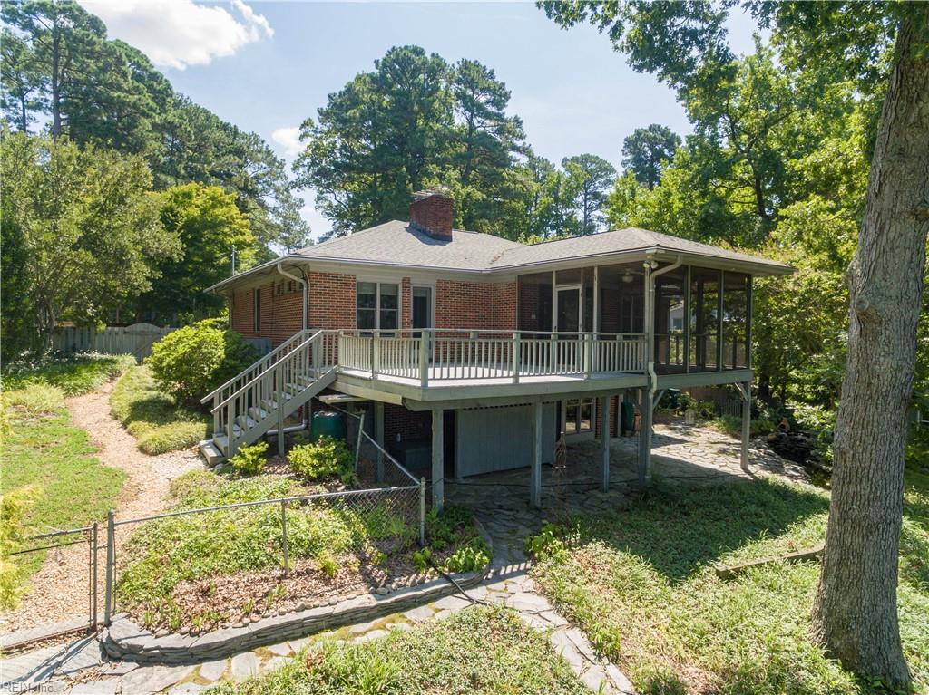 28 Laurel Wood Rd Property Photo 10