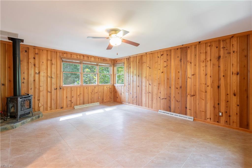 28 Laurel Wood Rd Property Photo 28