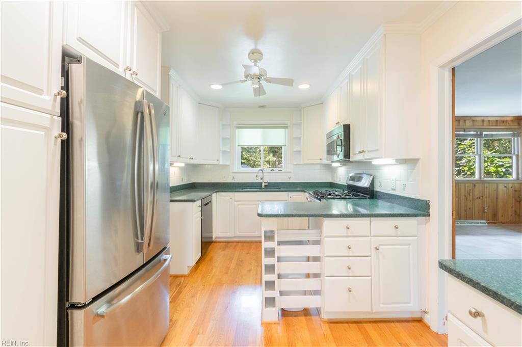 28 Laurel Wood Rd Property Photo 30