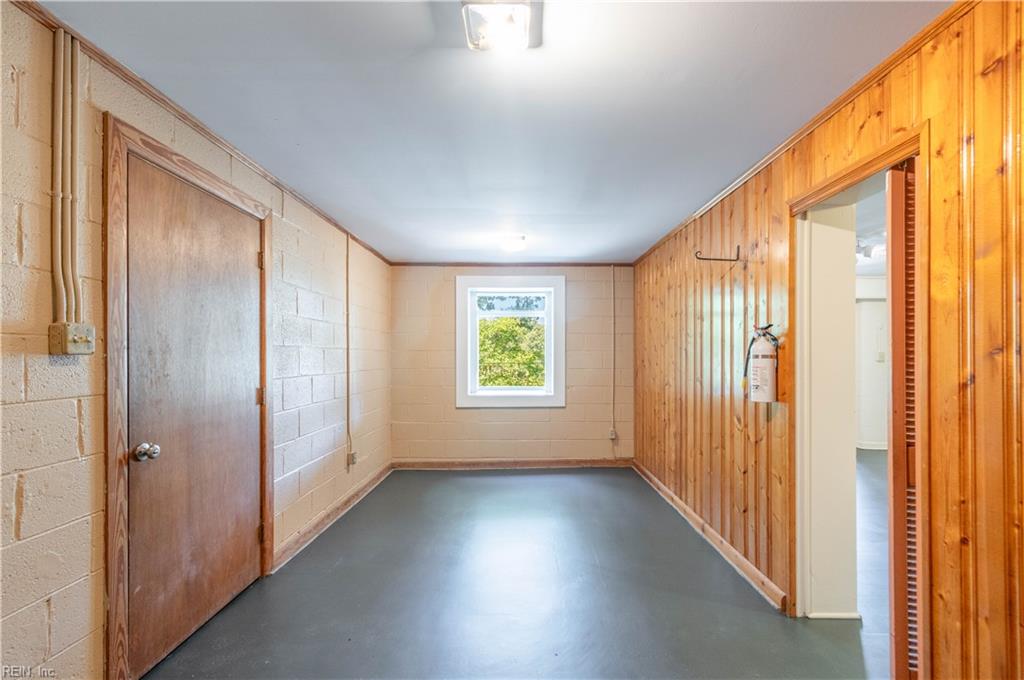 28 Laurel Wood Rd Property Photo 40