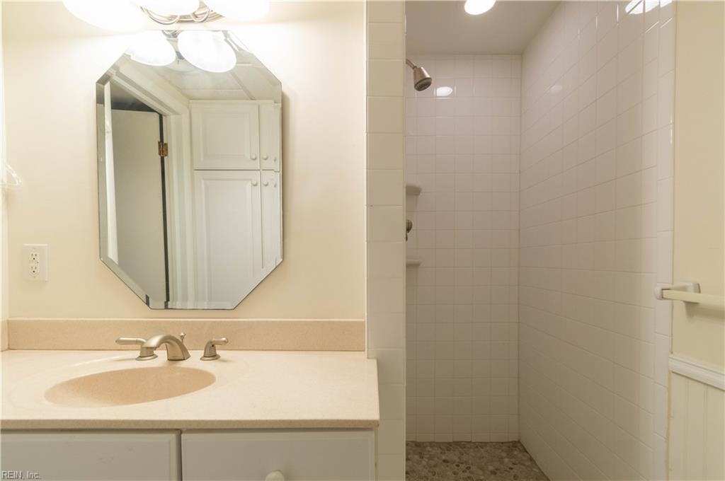 28 Laurel Wood Rd Property Photo 43