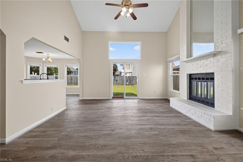 3064 Winterberry Ln Property Photo 12