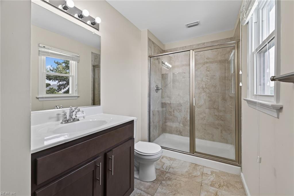 3064 Winterberry Ln Property Photo 19