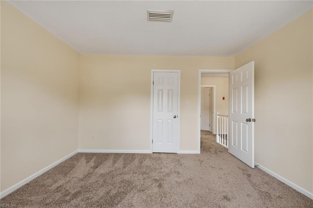 3064 Winterberry Ln Property Photo 24