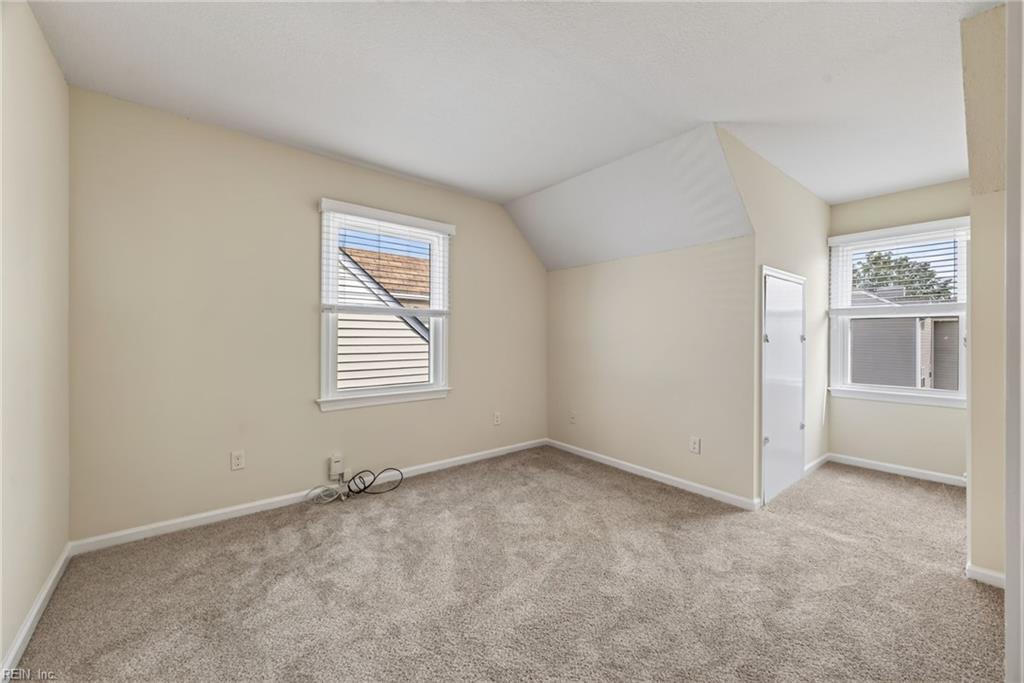 3064 Winterberry Ln Property Photo 25