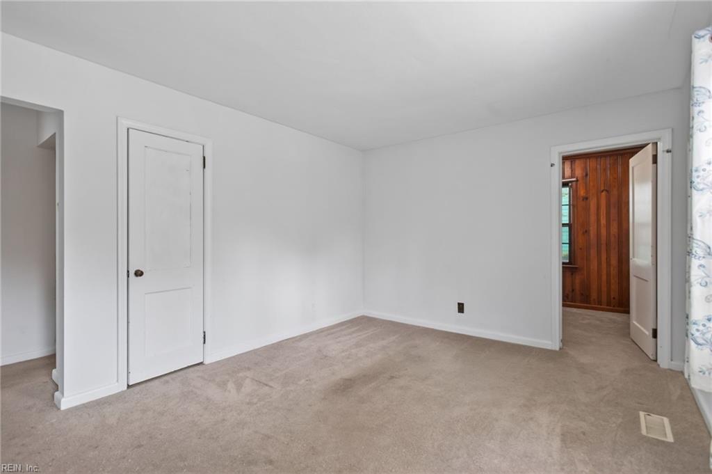 9261 Hickory St Property Photo 6