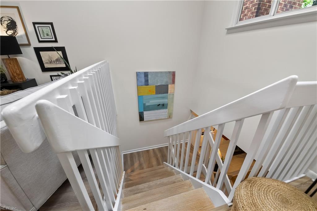 976 Kela Cres Property Photo 34