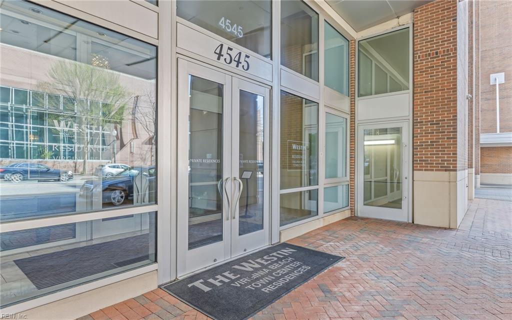 4545 Commerce St Property Photo 3