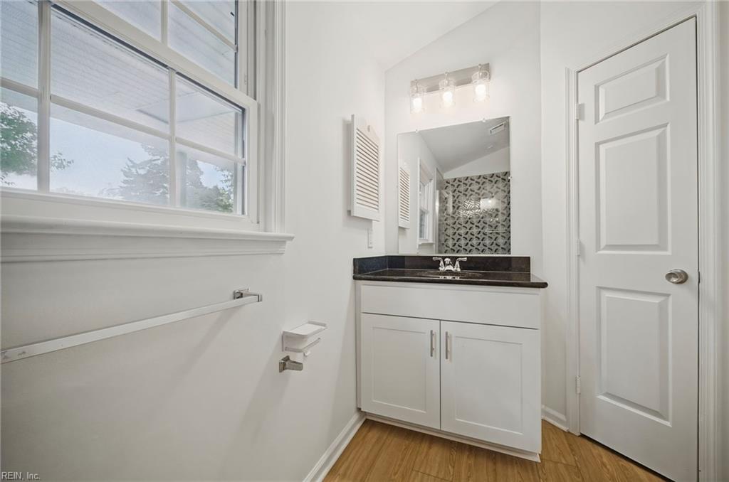 4749 Quinwood Ln Property Photo 17