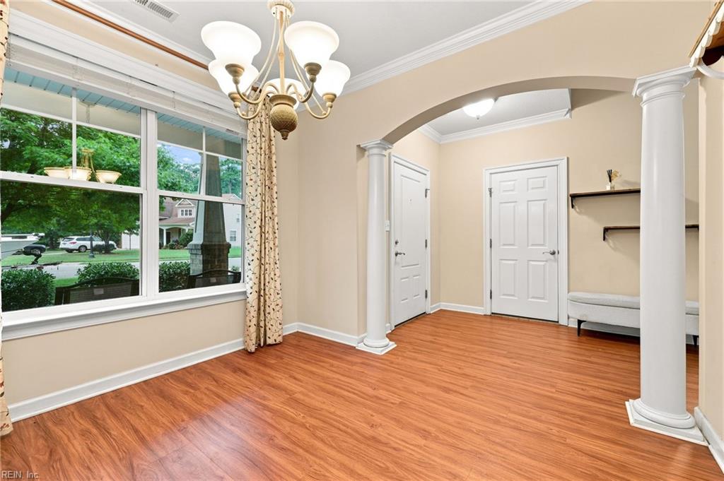 22305 Charthouse Ln Property Photo 7